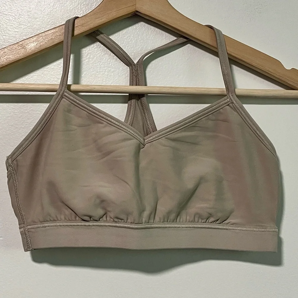 Aerie Women’s Beige Chill Play Move Sports Bra Size S - Picture 2 of 5